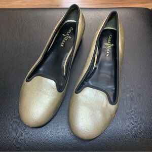 Cole Haan black and gold round toe flats size 8.5